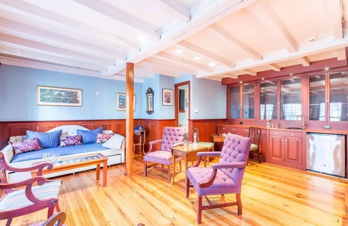 Marblehead House | Rockmere Inn
