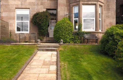 Kilcreggan Apartment | Rockvale