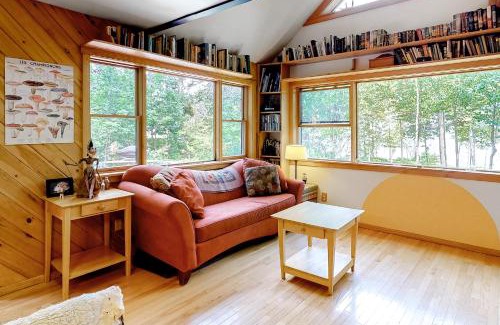 Northeast Somerset House | Rockwood Getaway