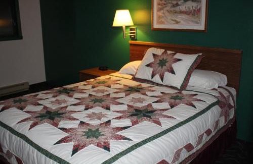 Wibaux Hotel | Rodeway Inn Gateway to Medora T-Roosevelt & Makoshika State Park