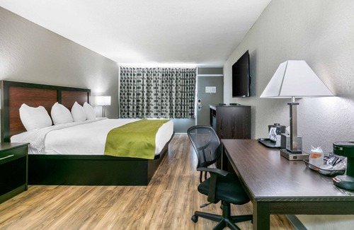 Kingston Springs Hotel | Rodeway Inn Kingston Springs