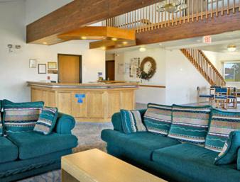 Milaca Hotel | Rodeway Inn Milaca