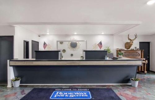 Sidney Hotel | Rodeway Inn & Suites Sidney Historic Downtown I-80