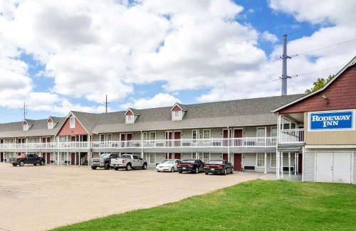 East Riverside Hotel | Rodeway Inn