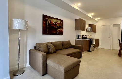 Pavas Apartment | Rohrmoser 2 bedroom apartment fully serviced, near airport