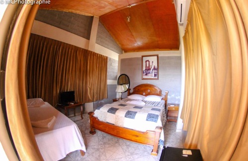 Jacmel Hotel | Rollanda Hotel Restaurant