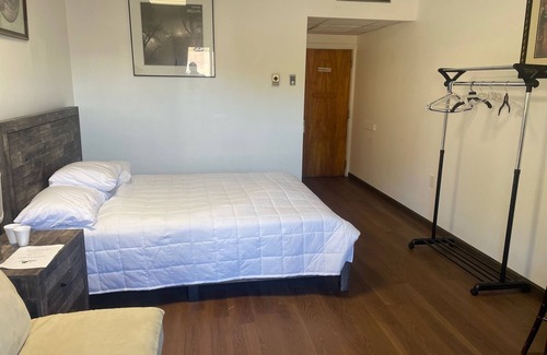Bloomsburg Hotel | Rolling Pines Golf & Banquet Facility