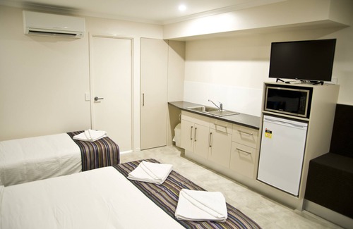 Roma Hotel | Roma Central Motel