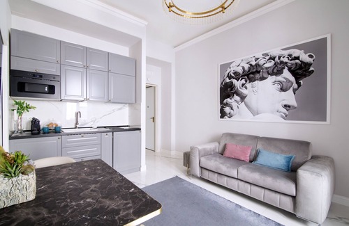 Rione XIV Borgo Apartment | Roma Deluxe Apartments