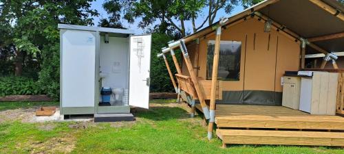 Kiel-Windeweer Other | Romala's Mini Glamp