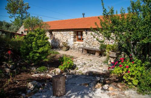 Alqueidao da Serra House | Roman Road House