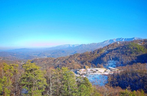 Gatlinburg - Pigeon Forge Apartment | Romance Inn