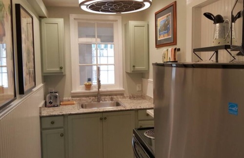 Downtown Little Rock Cabin | Romance, Style & Comfort