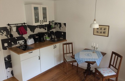 Oberammergau Apartment | romantic apartment "Himmelblau": recreation in the historic Mussldomahaus