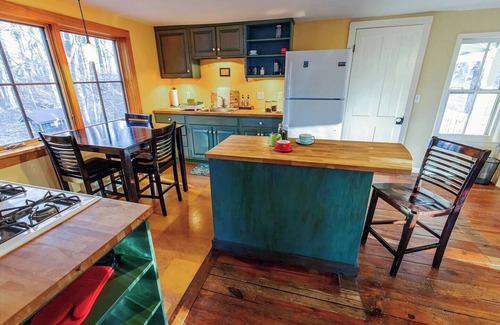 Town of Marbletown Apartment | Romantic Apartment in Historic Stone Ridge