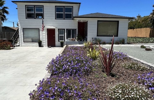 Shell Beach Cottage | Romantic Beach Oasis - 2 mins from the ocean