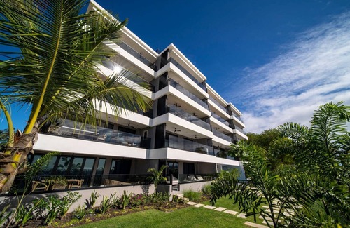 Brighton Apartment | Romantic Beachfront Condo - Allure 505