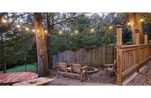 Rockaway Beach House | Romantic Cabin at the Lake - Campfire - Marina