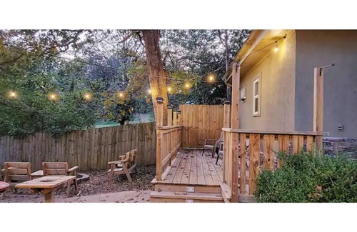 Rockaway Beach House | Romantic Cabin at the Lake - Campfire - Marina