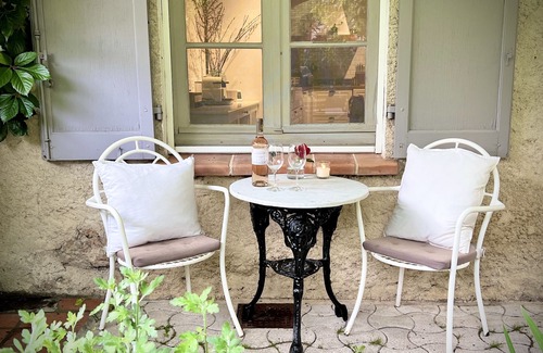 Besse-sur-Issole House | Romantic Cottage in Historical French Village Provence Wine Country House