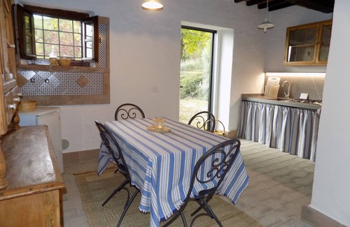 Piegaro Cottage | Romantic cottage with swimming pool