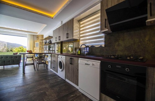 Islamlar Villa | Romantic luxury "honeymoon" hideaway in the hills above Kalkan in a rural idyll