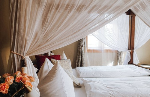 Oppurg Other | Romantic Manor Positz - Romantic Room