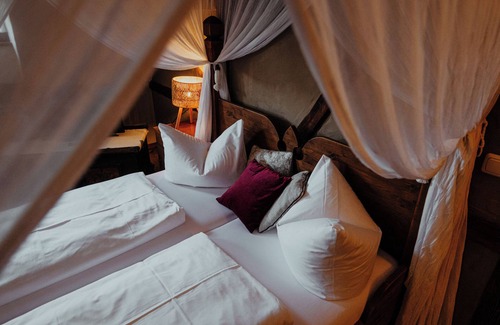 Oppurg Other | Romantic Manor Positz - Romantic Room
