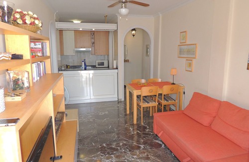 Los Gigantes Apartment | ROMANTIC RETREAT IN PRIME POSITION WITH STUNNING VIEWS TO CLIFFS, MARINA & SEA