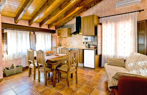 Torres Torres Cottage | Romantic rural house and ideal for couples