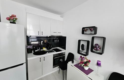 Ravda Apartment | Romantic Sensual Retreat Studio by Flat Mаnager