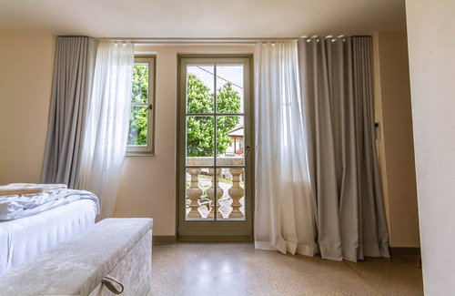 Miren-Kostanjevica Villa | Romantic Private Villa with Pool and Stunning Views