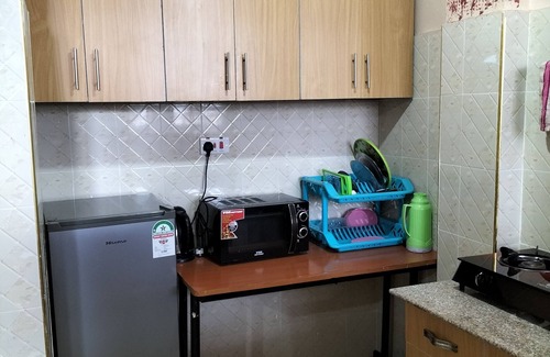 Kikuyu Apartment | Romantic Spanish villa w/hot tub — 5 min from the bus stop