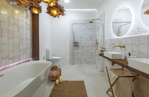 El Pilar Apartment | Romantic Urban Escape Apartment in Valencia