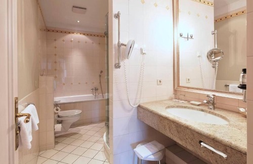 Dusternbrook Hotel | Romantik Hotel Kieler Kaufmann