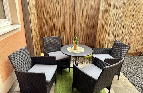 Dobl-Zwaring Apartment | Romantisches und großes Apartment in Dobl bei Graz EG D01