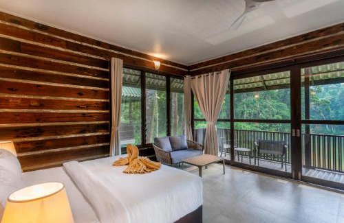 Sembrong Cabin | Rompin Rainforest Lodge