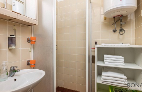 Gajac Apartment | Rona apartment Josip for 2+2 persons