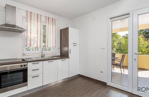 Simuni Apartment | Rona apartment Zlatko 1