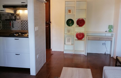San Tommaso Tre Archi Apartment | Rondinella apartment 160 mt from the sea. St. Thomas Lido