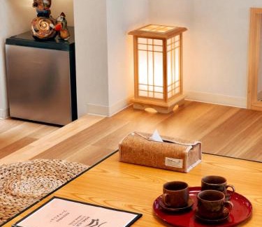 Isahaya House | Rong Hua Grand Hotel 榮華グランドホテル