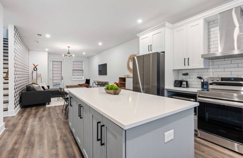 Talbot's Corner House | Rooftop - 3 br - 3.5 bath - 5 beds - Late checkout