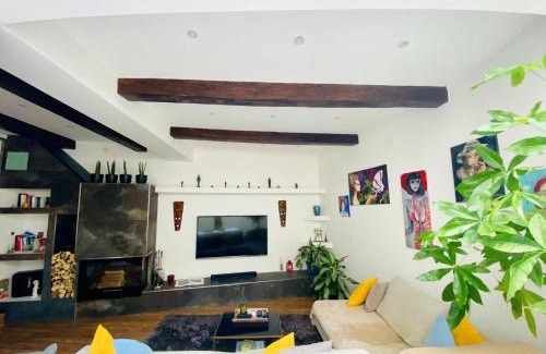 Zebbug House | Rooftop Heated Jacuzzi, Fireplace, A Unique Home!