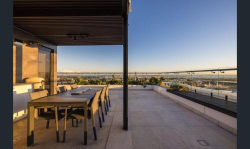Eastgardens Apartment | Rooftop Penthouse Eastgardens