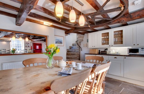 Askrigg House | Rooks Cottage - Two Bedroom House, Sleeps 4