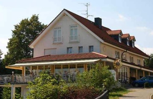 Vielbrunn House | Room 2 - Hotel Cafe Talbrick