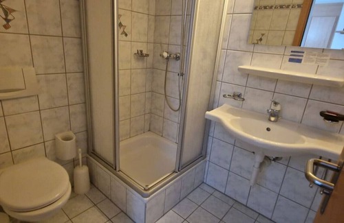 Naters House | Room 203 - Hotel Bellevue