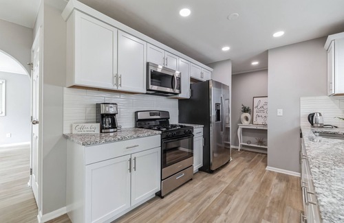 Richfield House | Room 3 in Minneapolis/10 mins to Mall of America