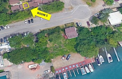Lewiston Apartment | Room 5 - Riverside Motel - 1 Queen, 1 twin