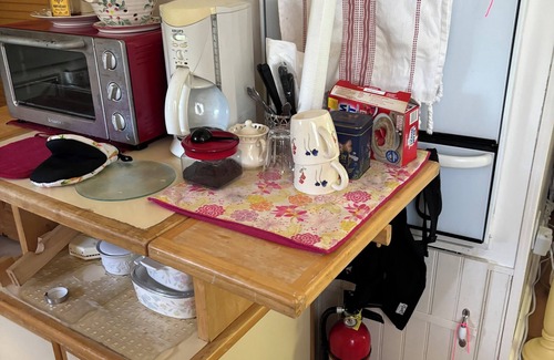 Somers Point House | Room in a Charming Shared House in enjoyable Somers PT.,along walking-bike path.